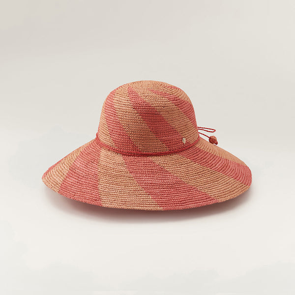 Women's beach hat - clothing & accessories - by owner - apparel