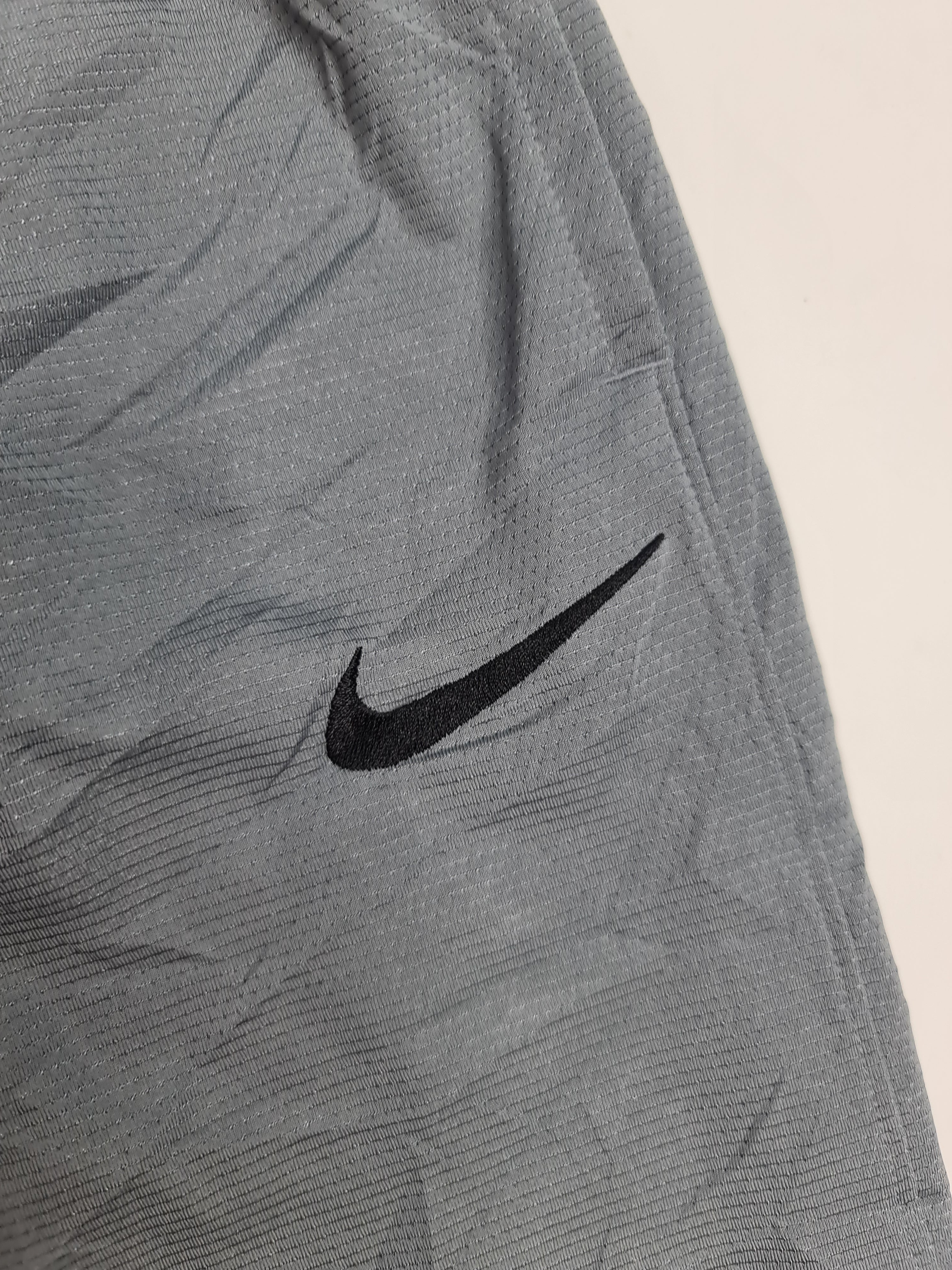 digestión solo Duplicación Short deportivo marca Nike - (Talla: L/G) Gris – Ropa Americana Primera