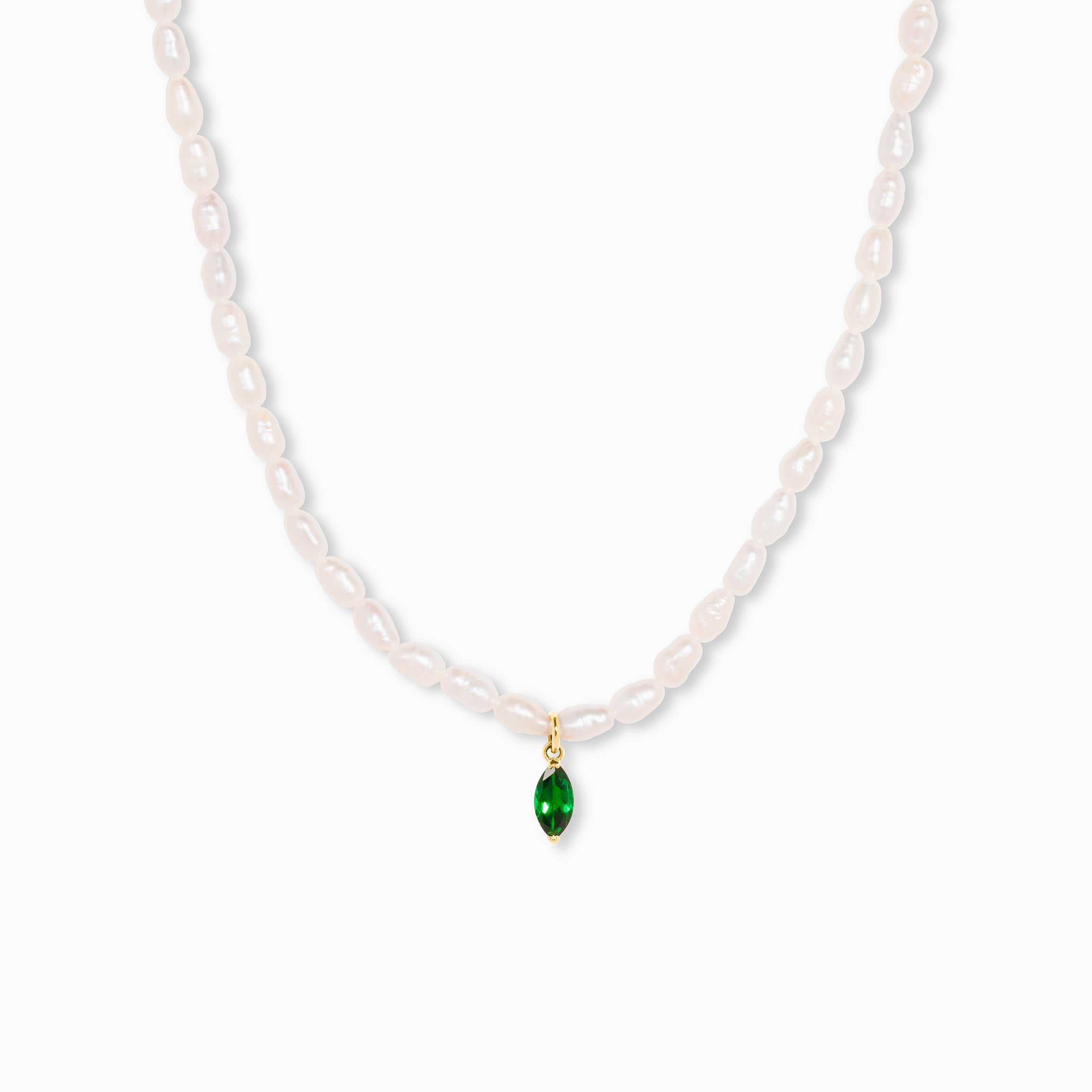 Stellia Radiant Pearl and Jade Necklace 24K Gold Chain : Clothing, Shoes &  Jewelry - Amazon.com