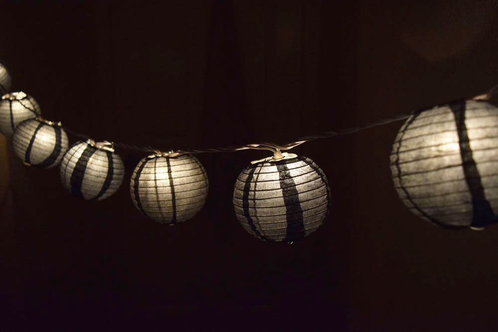 lantern shaped lights