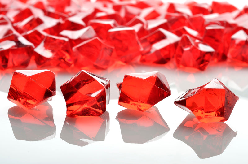Игры красный кристалл. Красный Кристалл. Кристалл красного цвета. Россыпь красных кристаллов. Красный драгоценный камень с красными кристаллами.