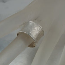 Load image into Gallery viewer, Hadar Designers 925 Sterling Silver Ring 6,7,8,8.5,9,10 Handmade Wide (I r563