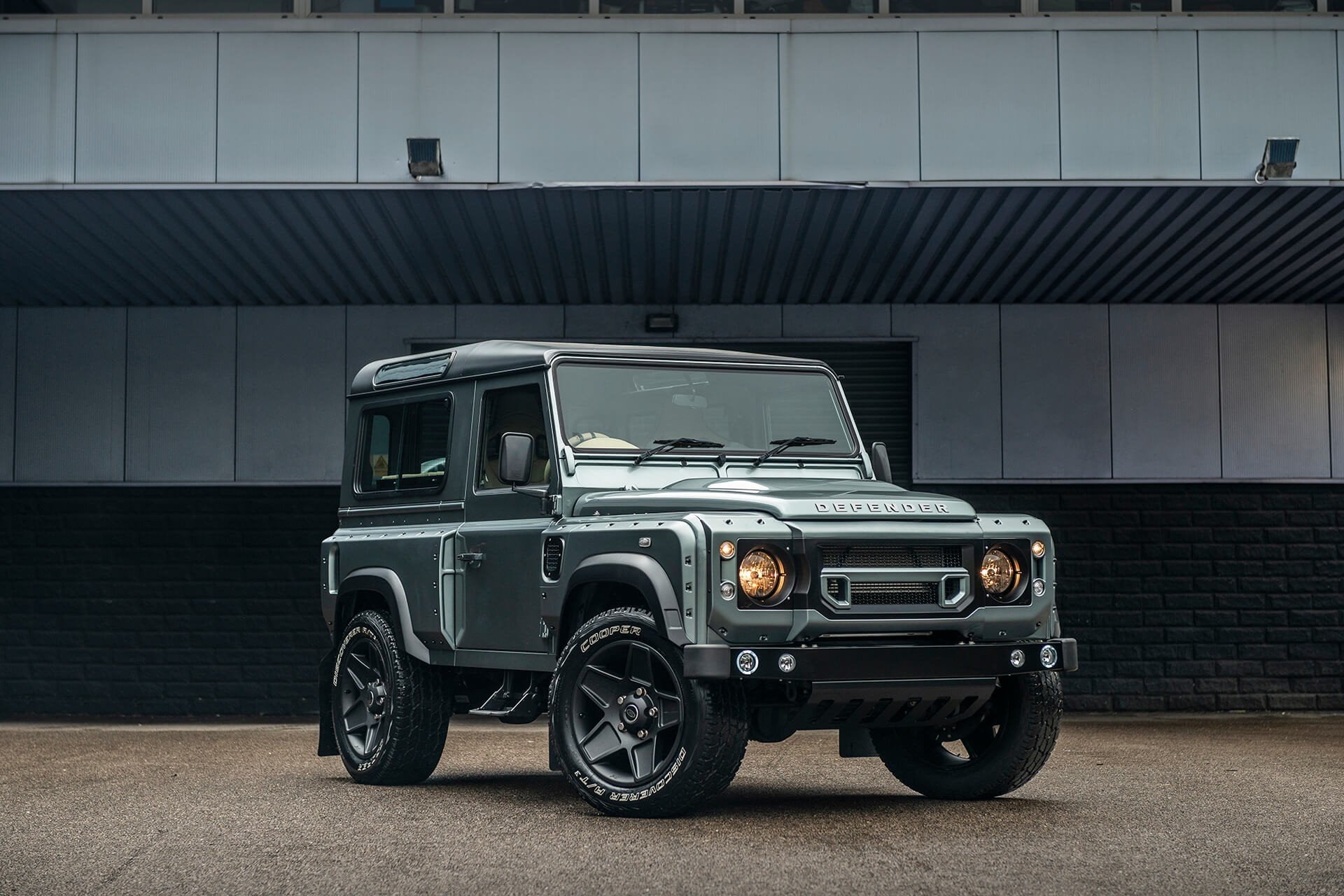 basketbal Systematisch Signaal Land Rover Defender 90 (1991-2016) Wide Track Body Kit – Chelsea Truck  Company