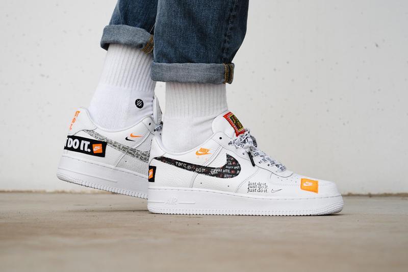 why do af1 crease