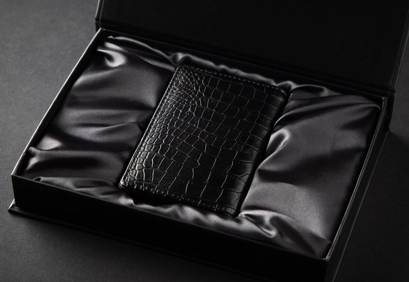 Elegant Auction » Wallets And Cardholders