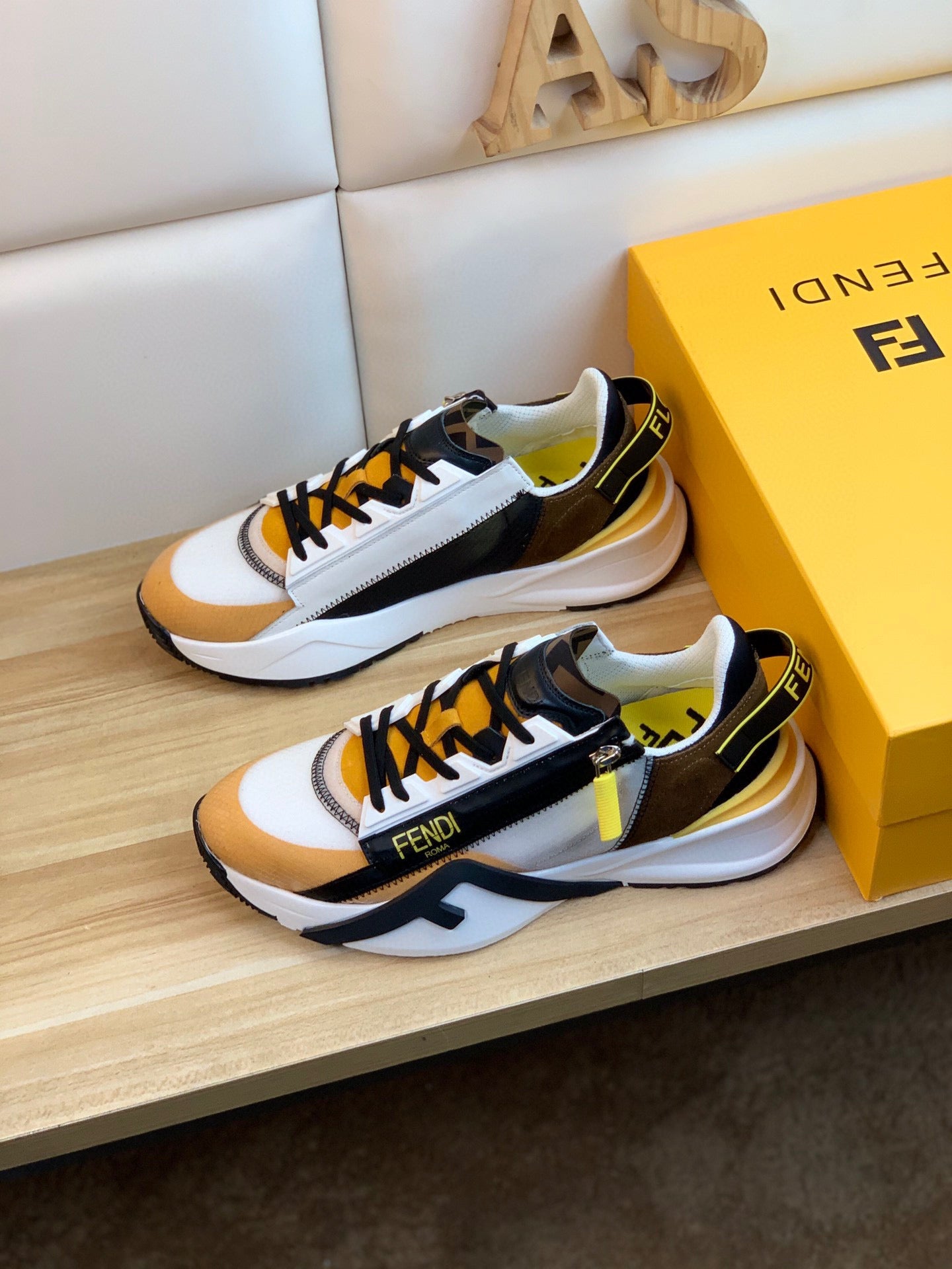 FENDI FF 2022 Newest Men Leather Low Top Sneakers Sports Shoes