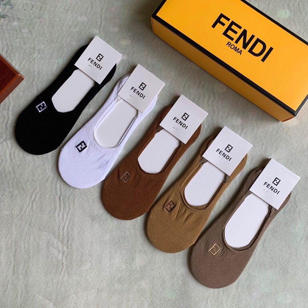 FENDI FF Pattern Fashion Men and Women's Cotton Socks 5 Socks in Box