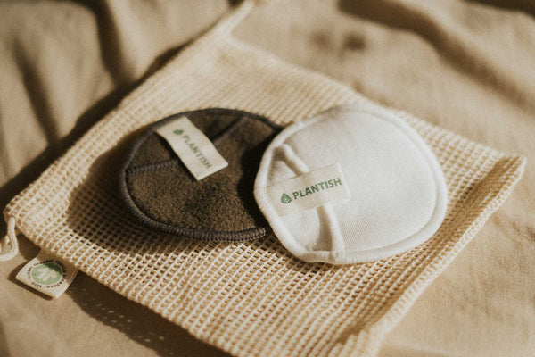 Charcoal and cotton Plantish Future reusable cotton rounds on mesh bag