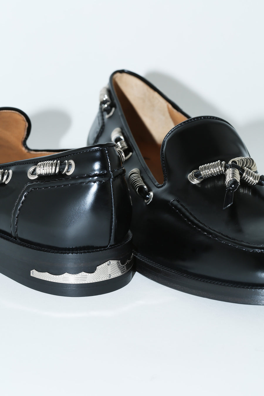 TOGA VIRILIS 21ss metal beads loafers-