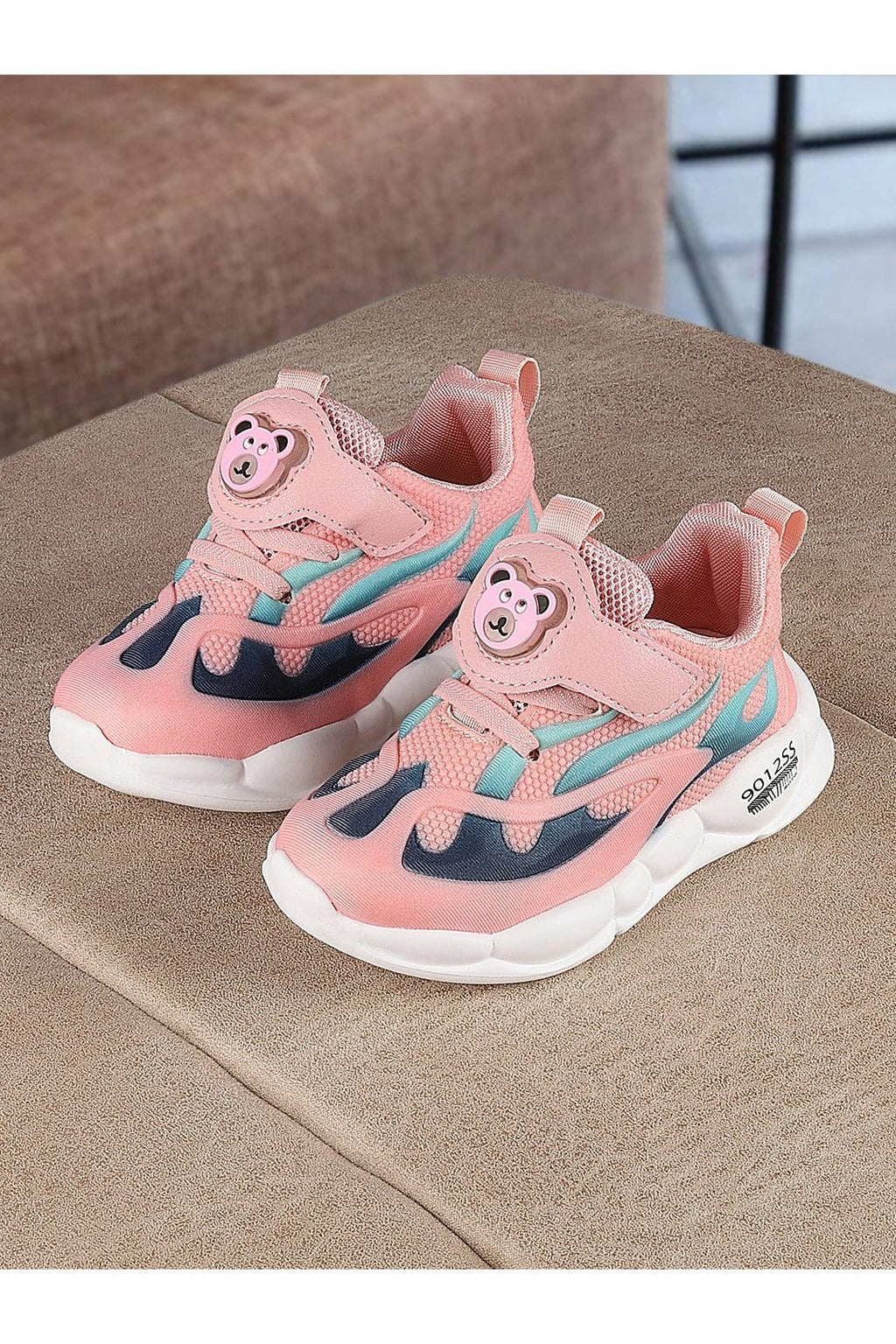 walktrendy shoes for girl