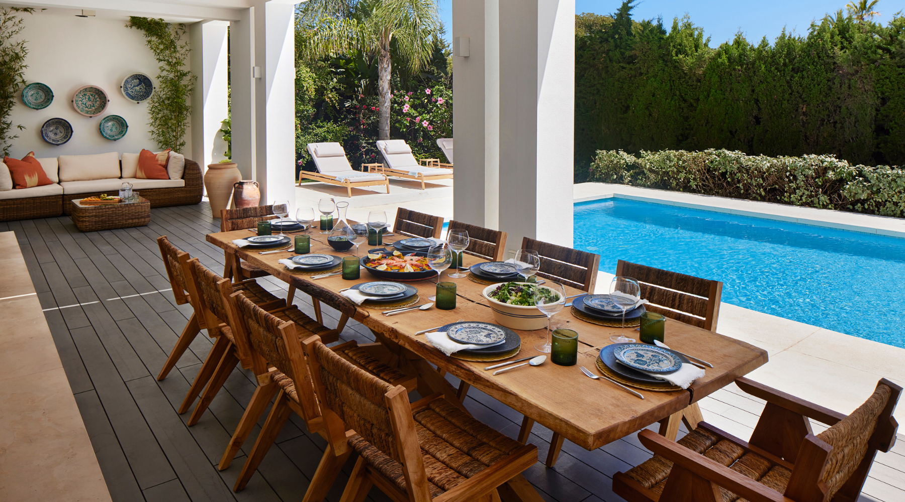 The Omaze Marbella Superdraw - outside dining space 