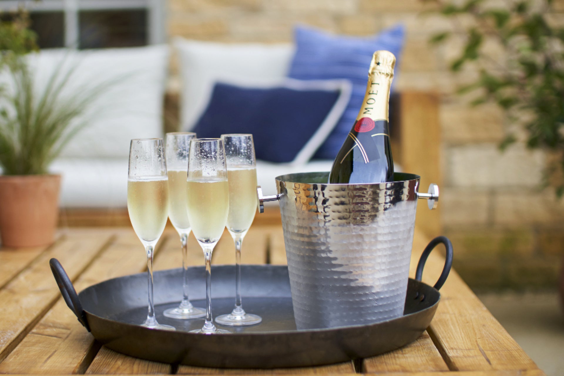 Moet champagne in competition to win a house
