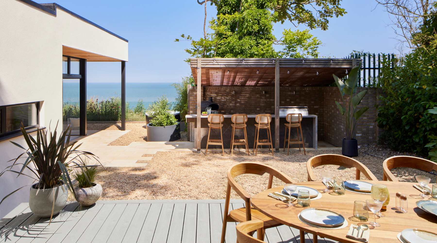 Omaze Million Pound House Outdoor kitchen and dining area