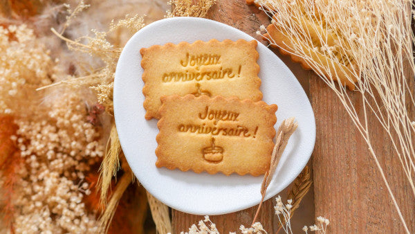 Biscuits personnalisés d'anniversaire faits par Le Petit Biscuit Française