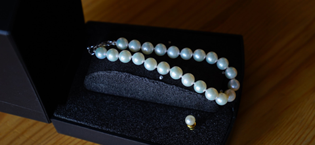 How to properly take care for your Pearl Jewelry.