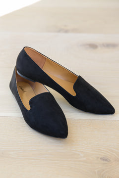 Hepburn Classic Suede Flats In Black