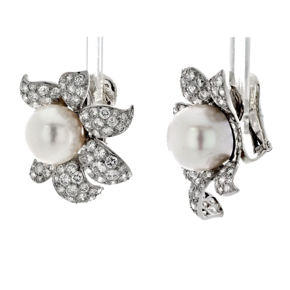 Chaumet - CHAUMET 1950'S PLATINUM DIAMOND AND PEARL DROP DANGLE EARRINGS