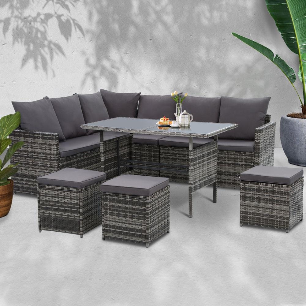 grey rattan table and chairs