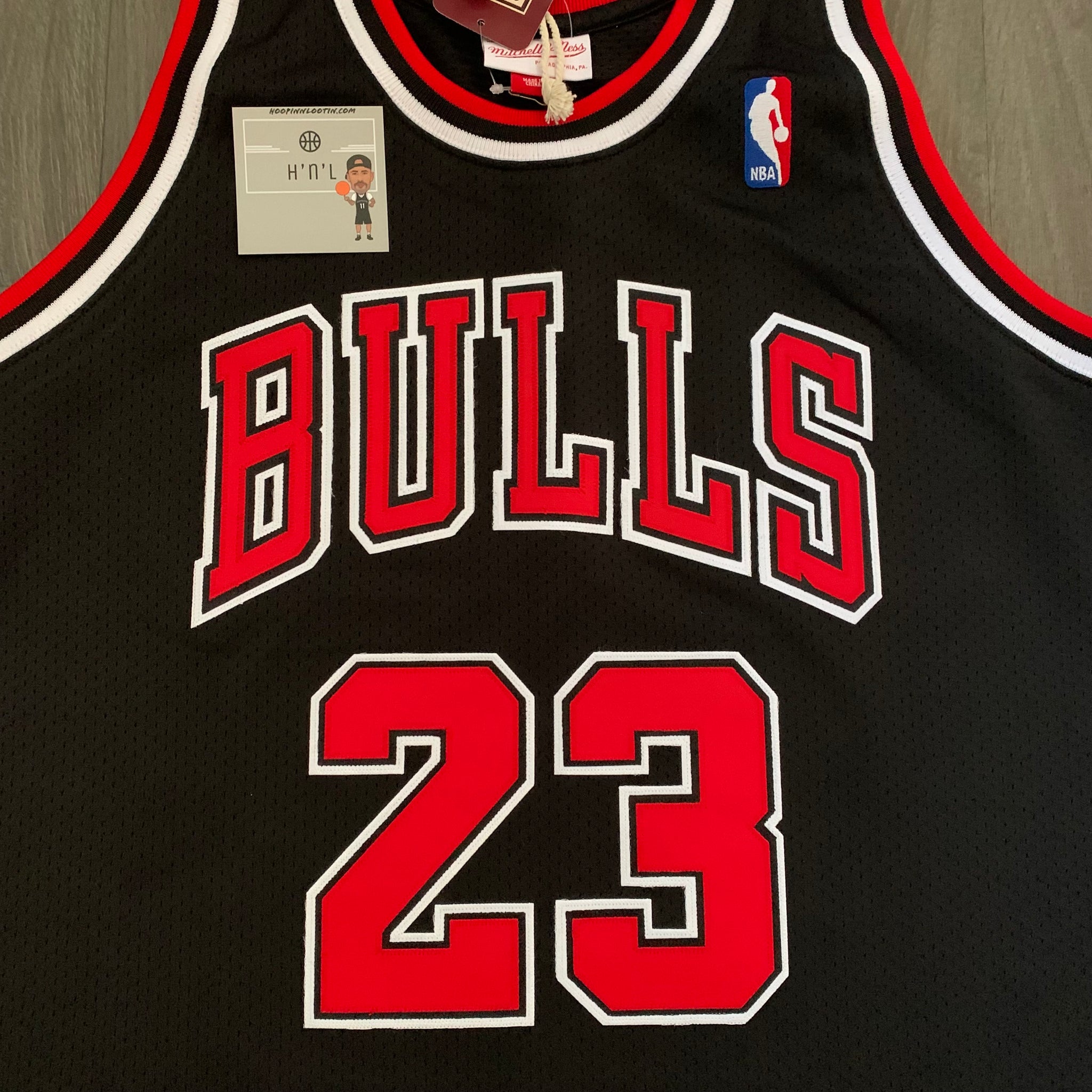 Youth Chicago Bulls Michael Jordan Mitchell & Ness Black/Red 1996-97  Hardwood Classics Authentic Jersey