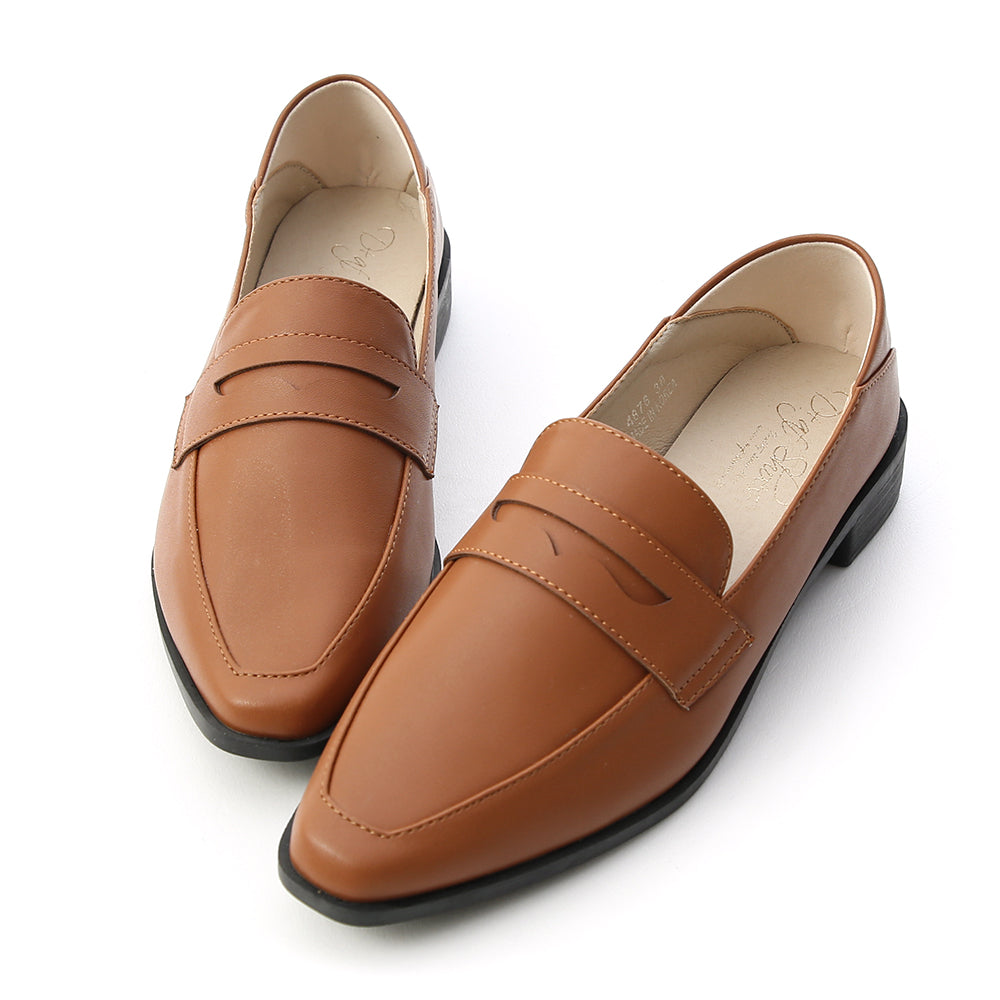 pointed toe penny loafers