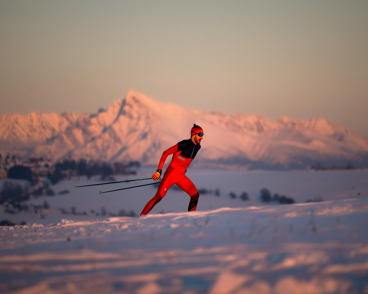 Jakub do svojej prípravy zahŕňa aj iné športové aktivity, ako primárny skialpinizmus.Tieto sekundárne aktivity mu pomáhajú zaťažiť systém inak a vo výsledku odtrénovať viac.