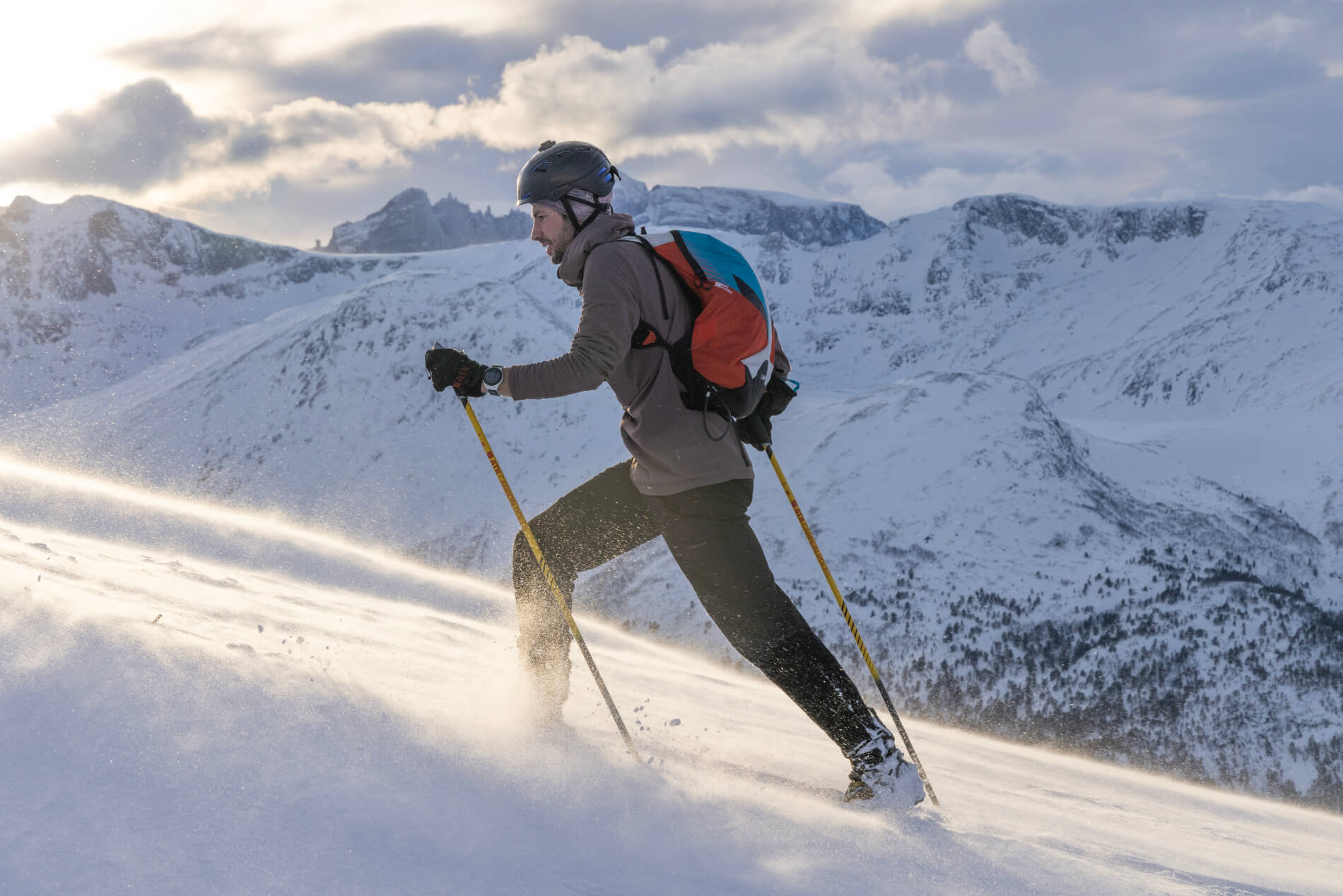 Kilian Jornet sa mimo hlavnej bežeckej sezóny venuje skialpinizmu.