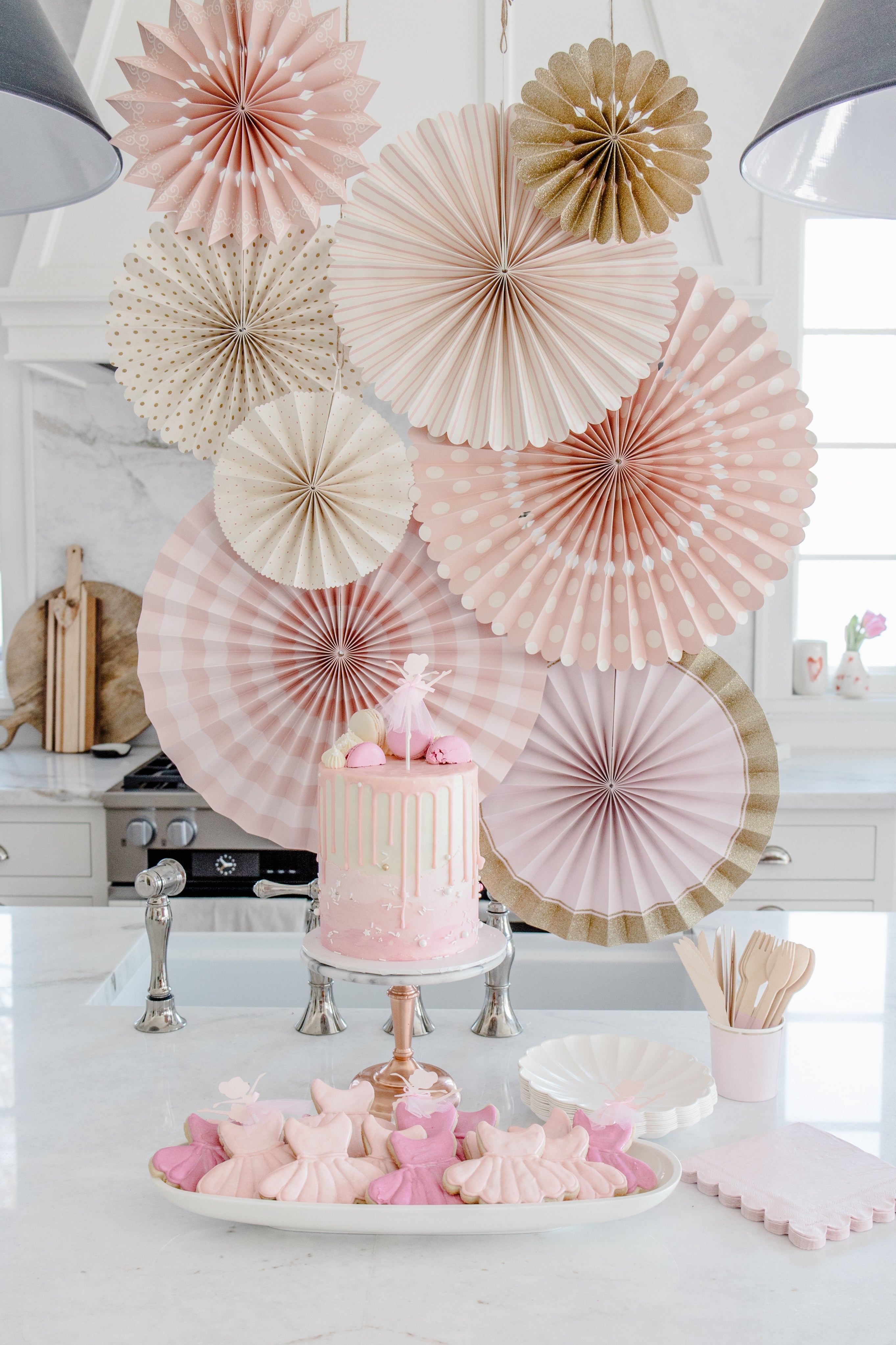 Ballerina themed sweet table with cake and cookies