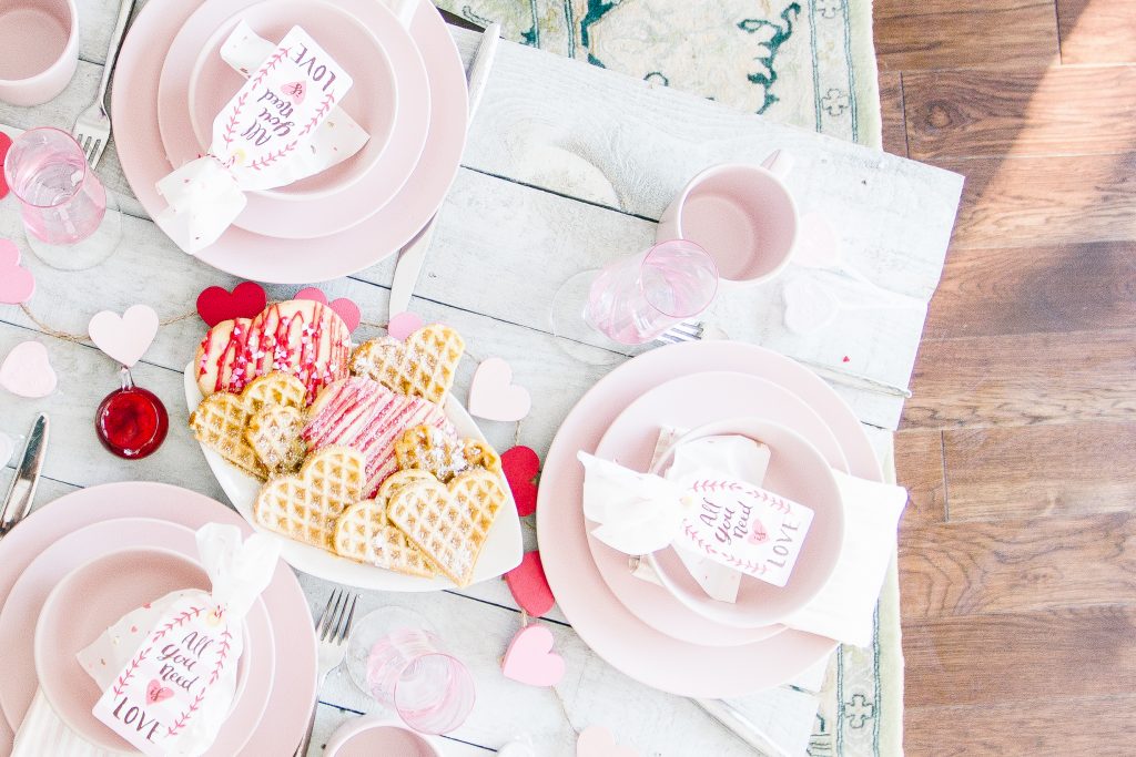 Valentine's Day Brunch Tablescape