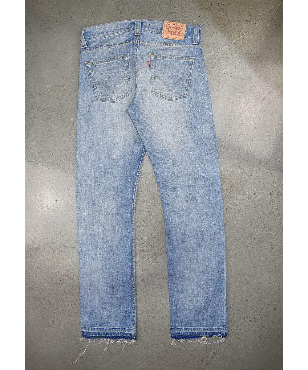 ▷ Levi's 506 Light Wash Blue Jeans | TWOVAULT