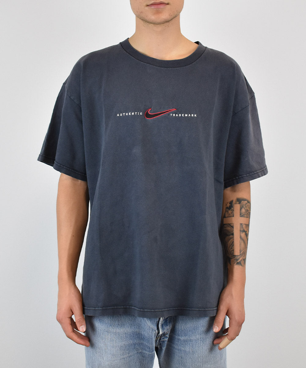 nike reissue tee