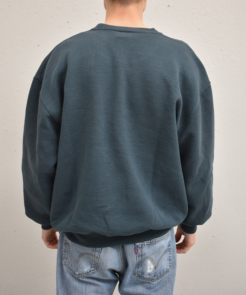 ▷ Vintage Russell Athletic Sweatshirt 1990s | TWOVAULT ▷ Vintage Russell Athletic Sweatshirt 1990s | TWOVAULT