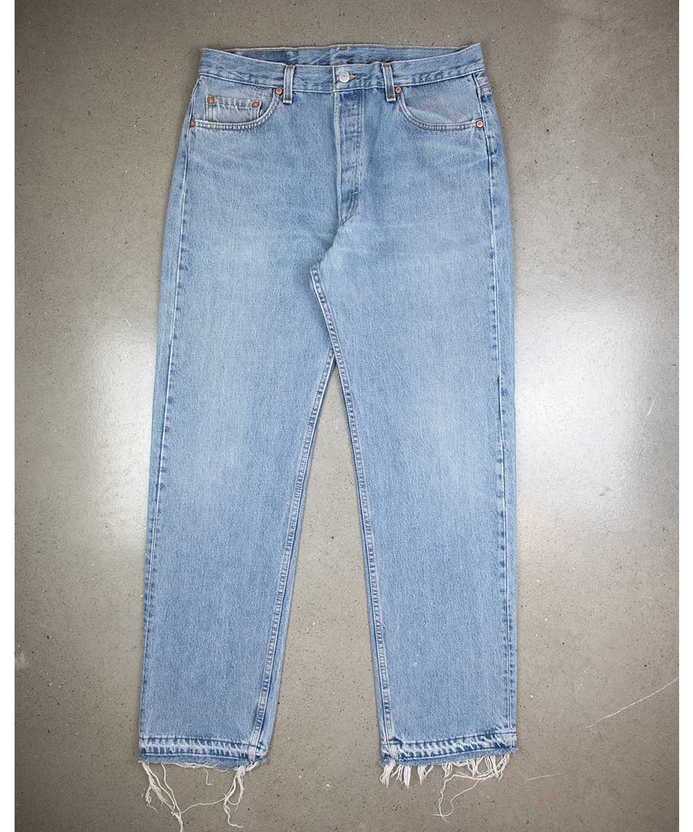 ▷ Levi's 501 Washed Blue Jeans | Made in USA | TWOVAULT