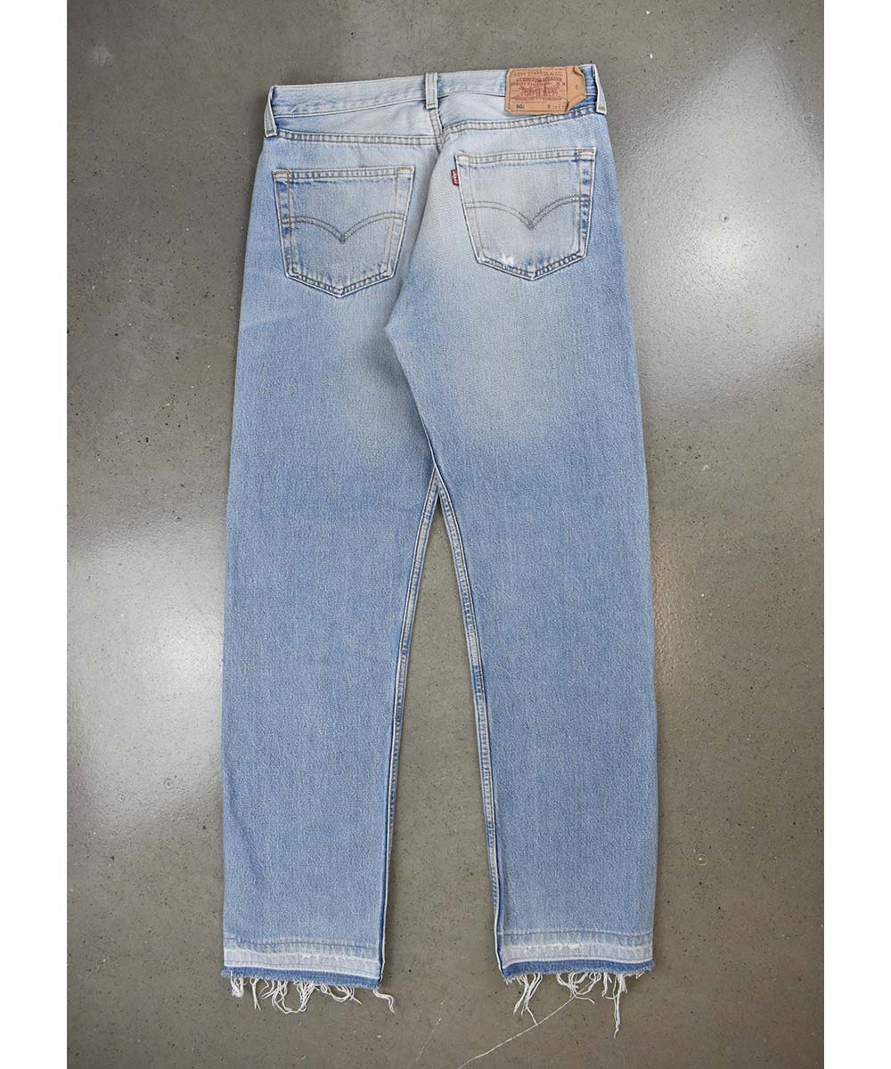 light wash 501 jeans