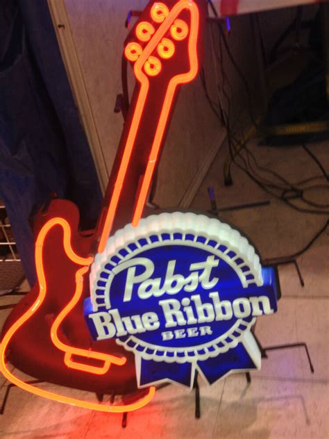 Pabst Blue Ribbon Light Up Sign neons