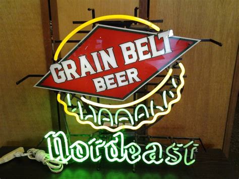 Custom Neon Brews and Sign