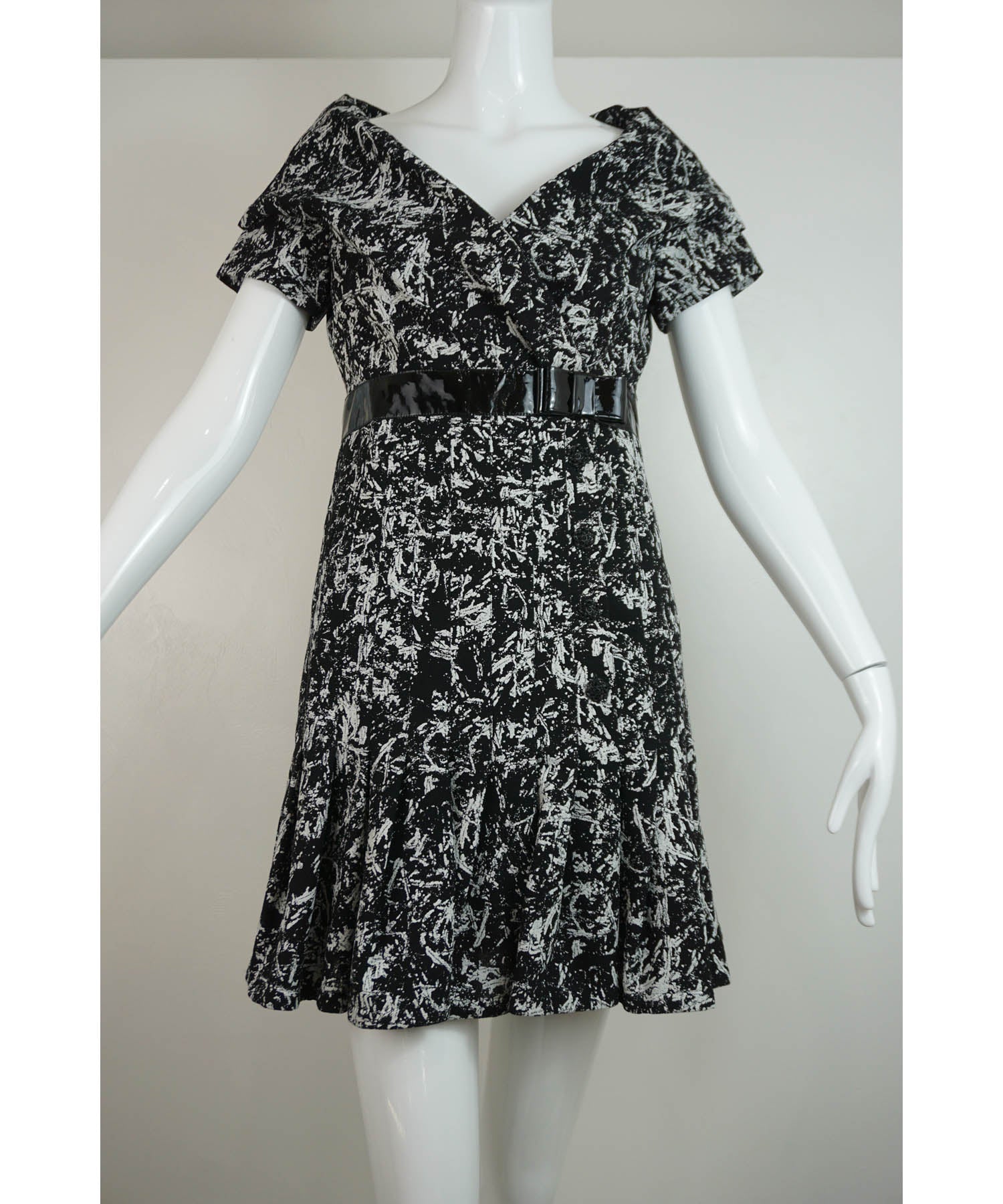 CHANEL 2001 Cruise Black Silk Three Piece Skirt + Cami Set — Garment