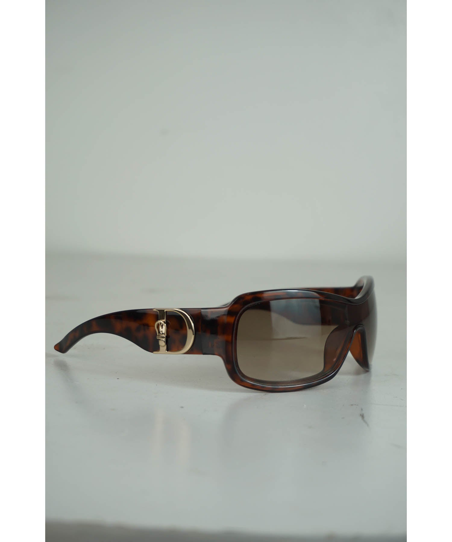 Louis Vuitton My Fair Lady Z0902W Black Designer Women's Sunglasses –