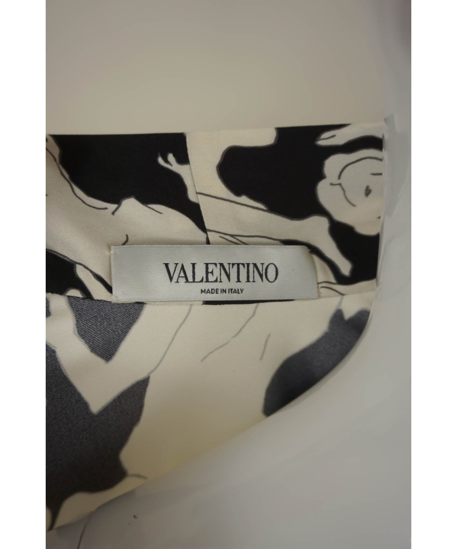 Louis Vuitton Strap Print Silk Blouse | Foxy Couture Carmel