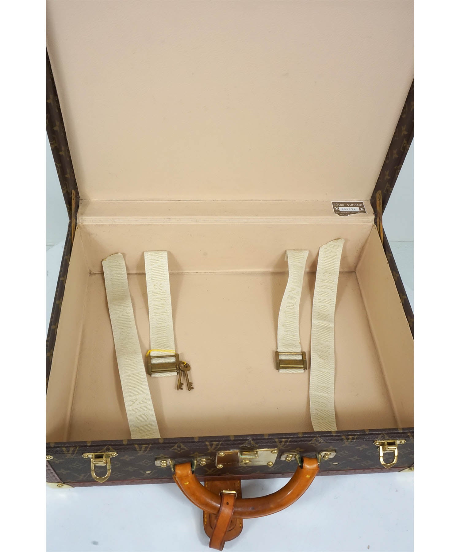 Louis Vuitton Monogram Presidential 45 Briefcase