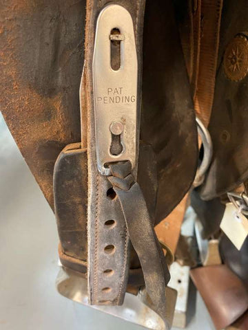 quick change stirrup adjuster buckle on stirrup leather