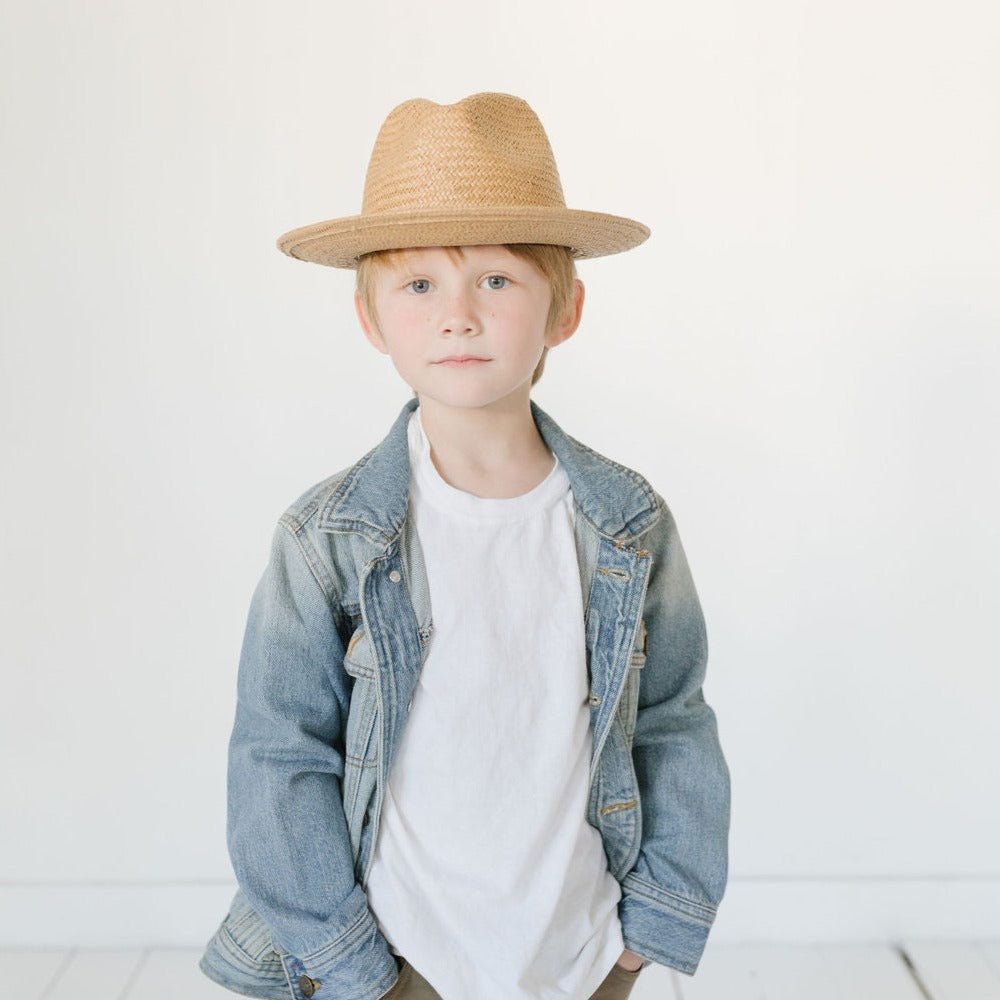 WYNWOOD KIDS STRAW FEDORA SUN HAT – NATURAL