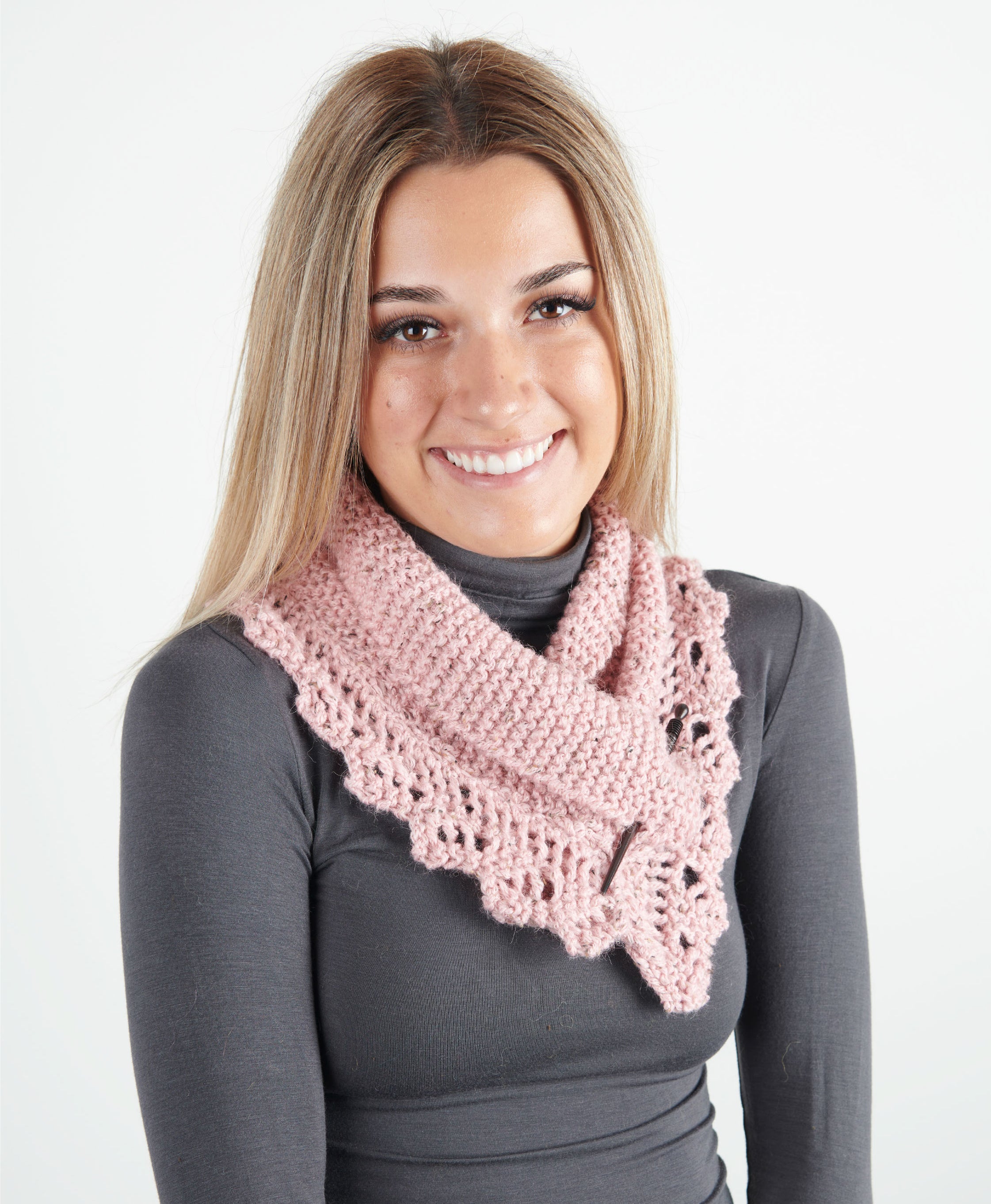 FREE Knitting Pattern Download Lace Neck Warmer 3204