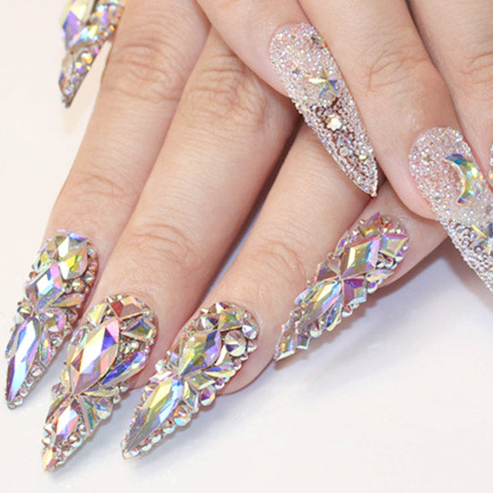 30 Sophisticated Design Of Swarovski Crystals For Nails