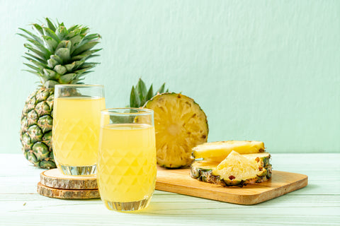 Pineapple juice is one of the natural beauty drinks for glowing skin