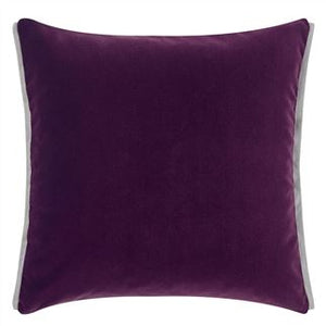 Varese Damson & Cassis Velvet Cushion, fra Designers Guild