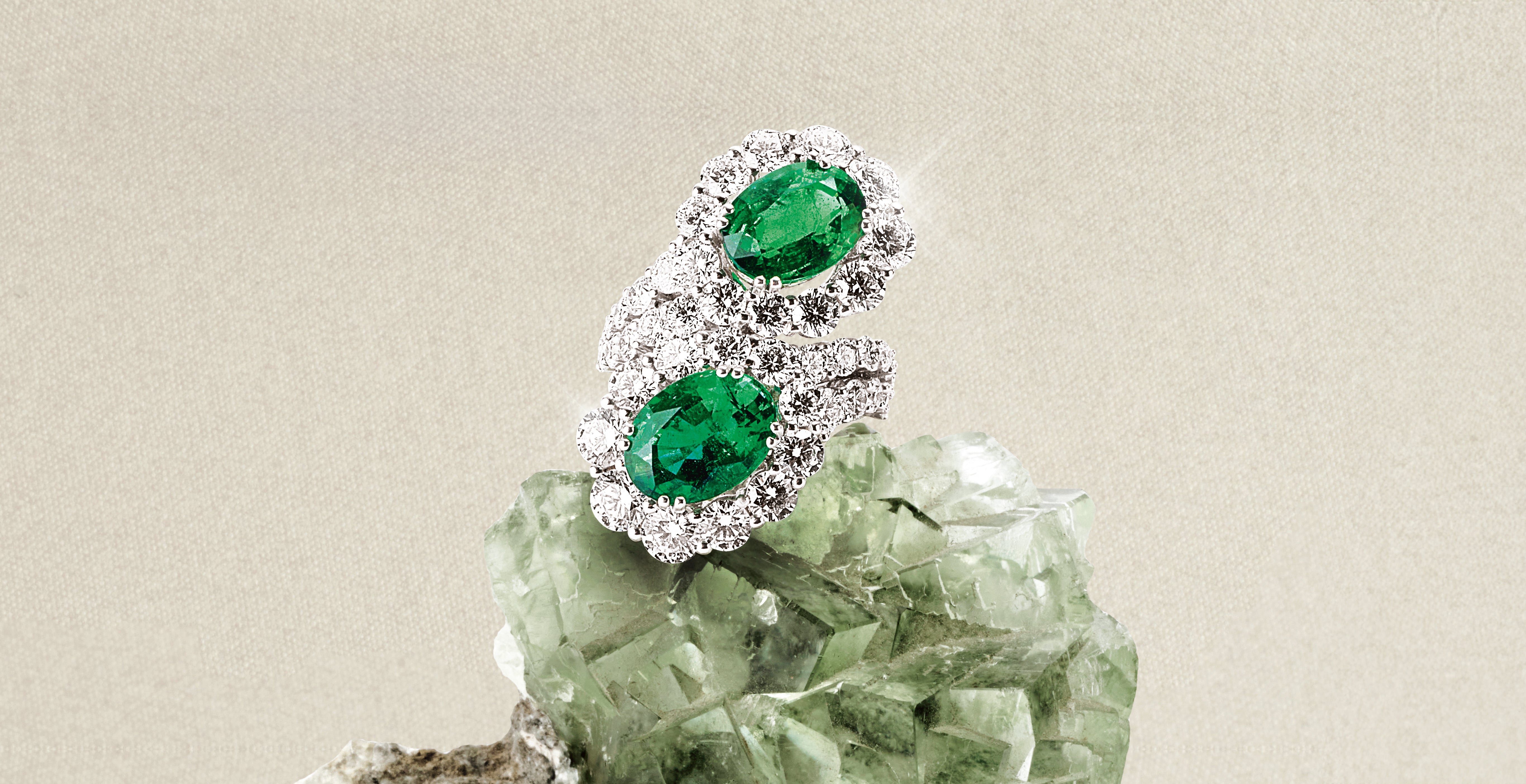 Picchiotti Green Emerald Ring on Green Crystal