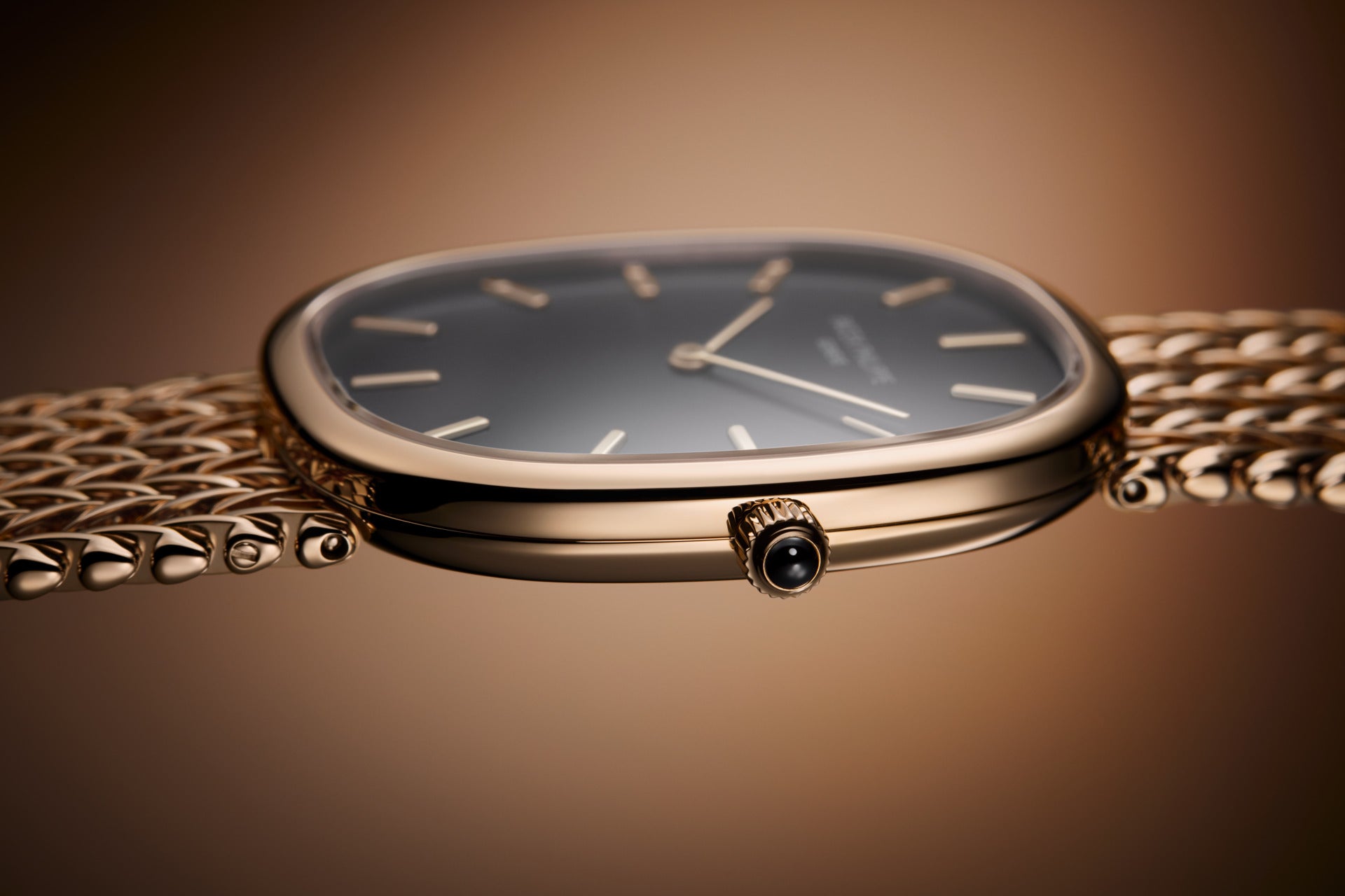 Patek Philippe New Golden Ellipse