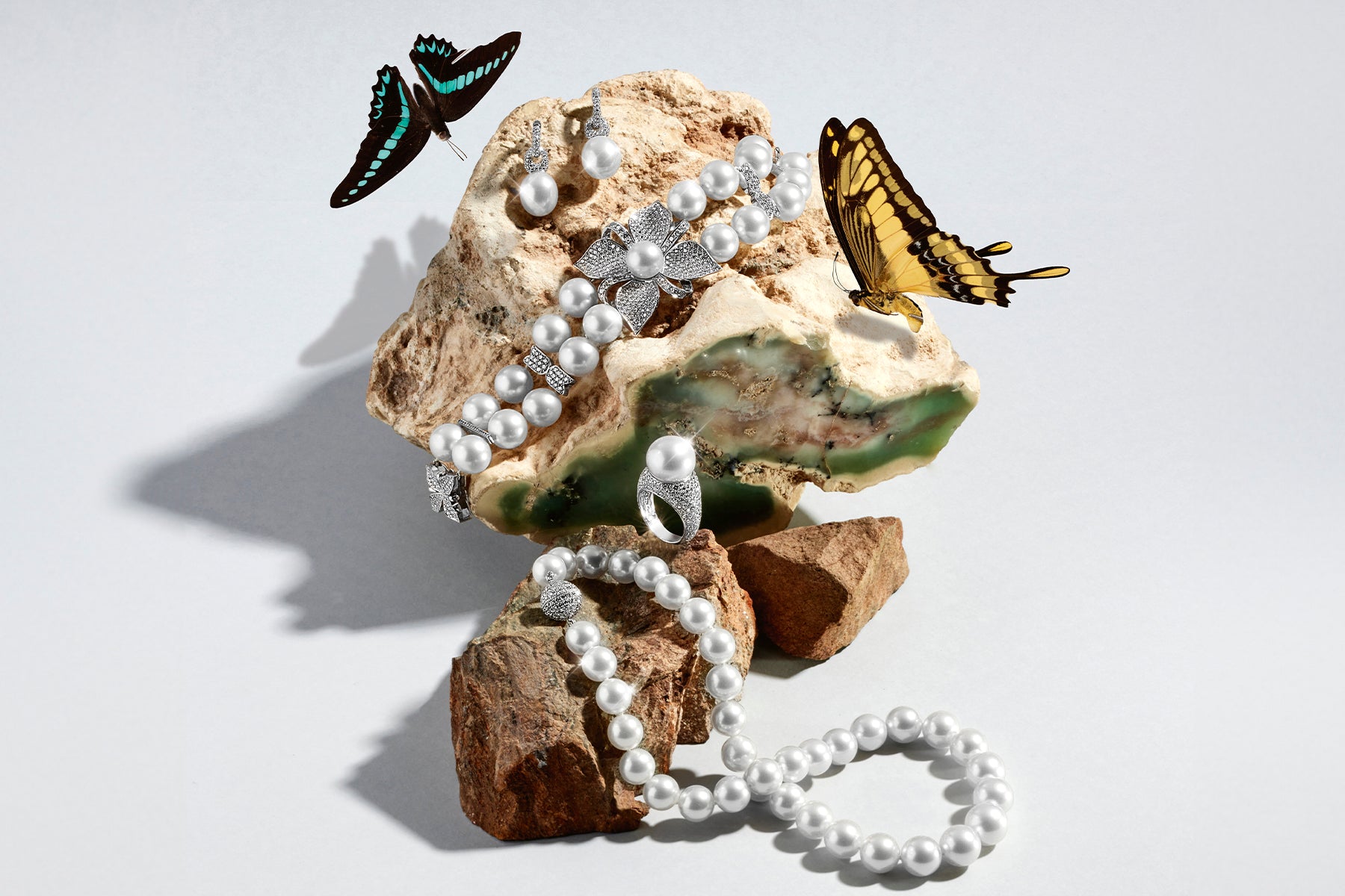 Pearl Jewellery on Rock