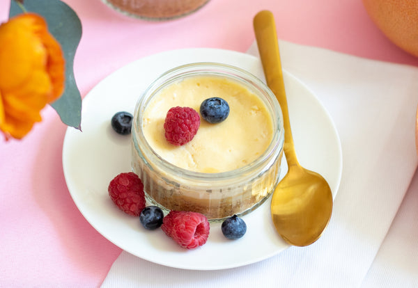 New York Cheesecake with berries as toppings