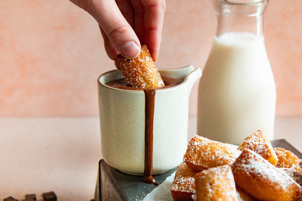 Almond Butter Cakes with chocolate cream dip